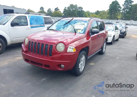 2009 Jeep Compass Sport из США, поврежденный, VIN 1J4FT47A79D139811